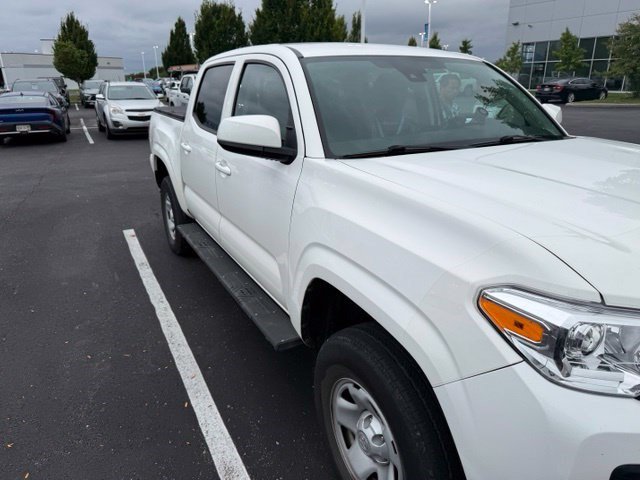 Used 2022 Toyota Tacoma SR AWD/4WD image 18