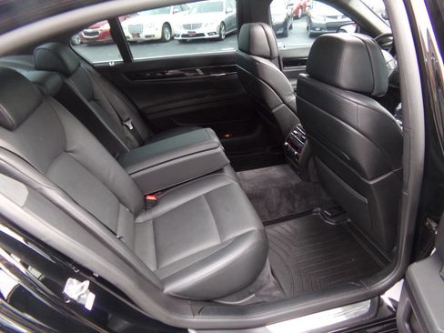 Used 2011 BMW ALPINA B7 LWB image 26
