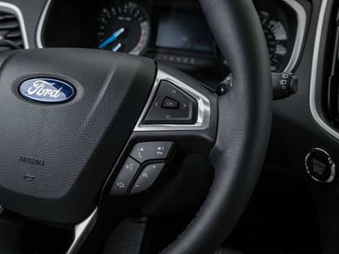 Used 2015 Ford Edge SEL w/ Equipment Group 201A FWD image 47