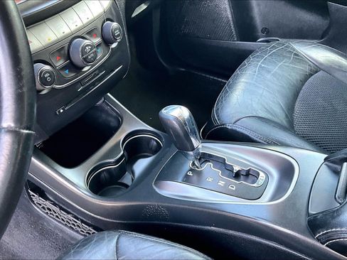 Used 2018 Dodge Journey Crossroad w/ Driver Convenience Group FWD image 13