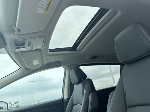 New 2026 Honda Odyssey EX-L image 16