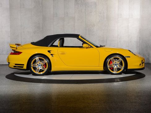 Used 2008 Porsche 911 Turbo AWD/4WD image 2