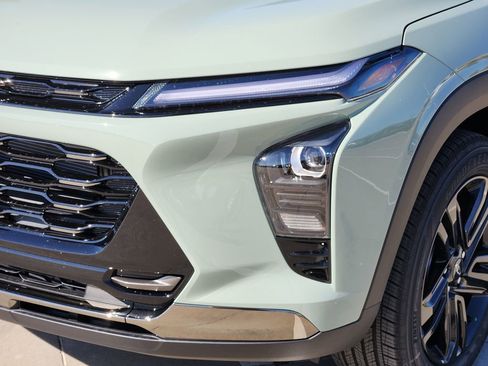 New 2026 Chevrolet Trax ACTIV w/ Driver Confidence Package image 6