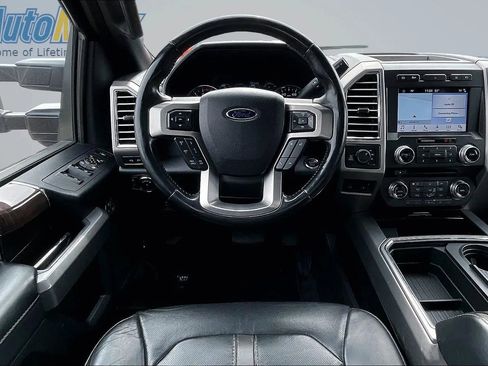 Used 2017 Ford F250 Platinum w/ Platinum Ultimate Package AWD/4WD image 14