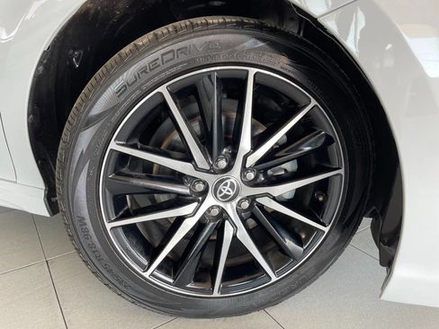 Used 2024 Toyota Camry SE image 8