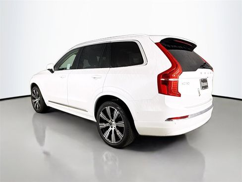 Certified 2025 Volvo XC90 B6 Plus w/ Protection Package Premier image 5