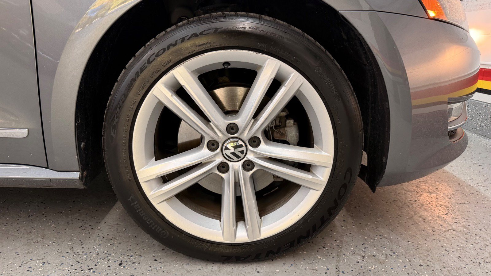 Used 2014 Volkswagen Passat 3.6 SEL Premium FWD image 18