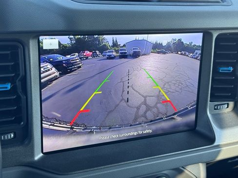 Used 2024 Ford Bronco Black Diamond AWD/4WD image 10