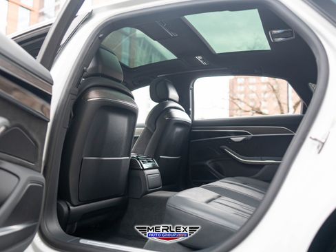 Used 2021 Audi A8 L 3.0T w/ Executive Plus Package image 21