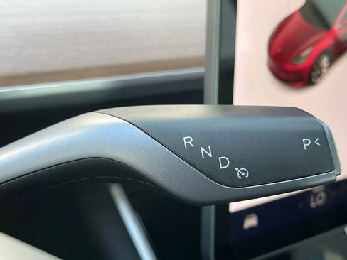 Used 2019 Tesla Model 3 Standard Range Plus image 29