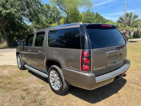 Used 2012 GMC Yukon XL Denali AWD/4WD image 5