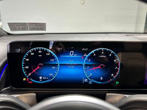 Certified 2023 Mercedes-Benz GLB 250 4MATIC image 17