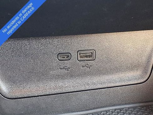 Used 2025 Chevrolet Equinox LT image 25