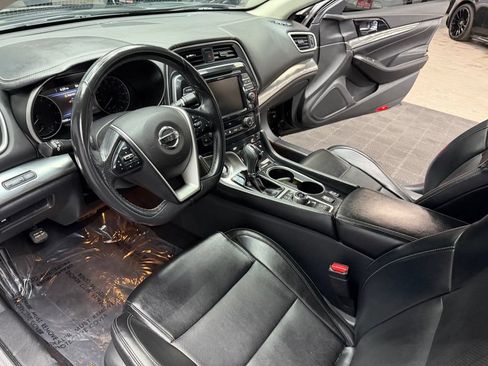 Used 2021 Nissan Maxima 3.5 SV w/ Floor Mat Group FWD image 30