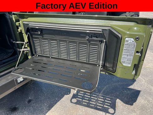 Used 2021 Jeep Wrangler Unlimited Rubicon AWD/4WD image 22