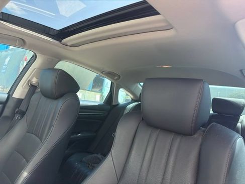 Used 2022 Honda Accord EX-L image 12