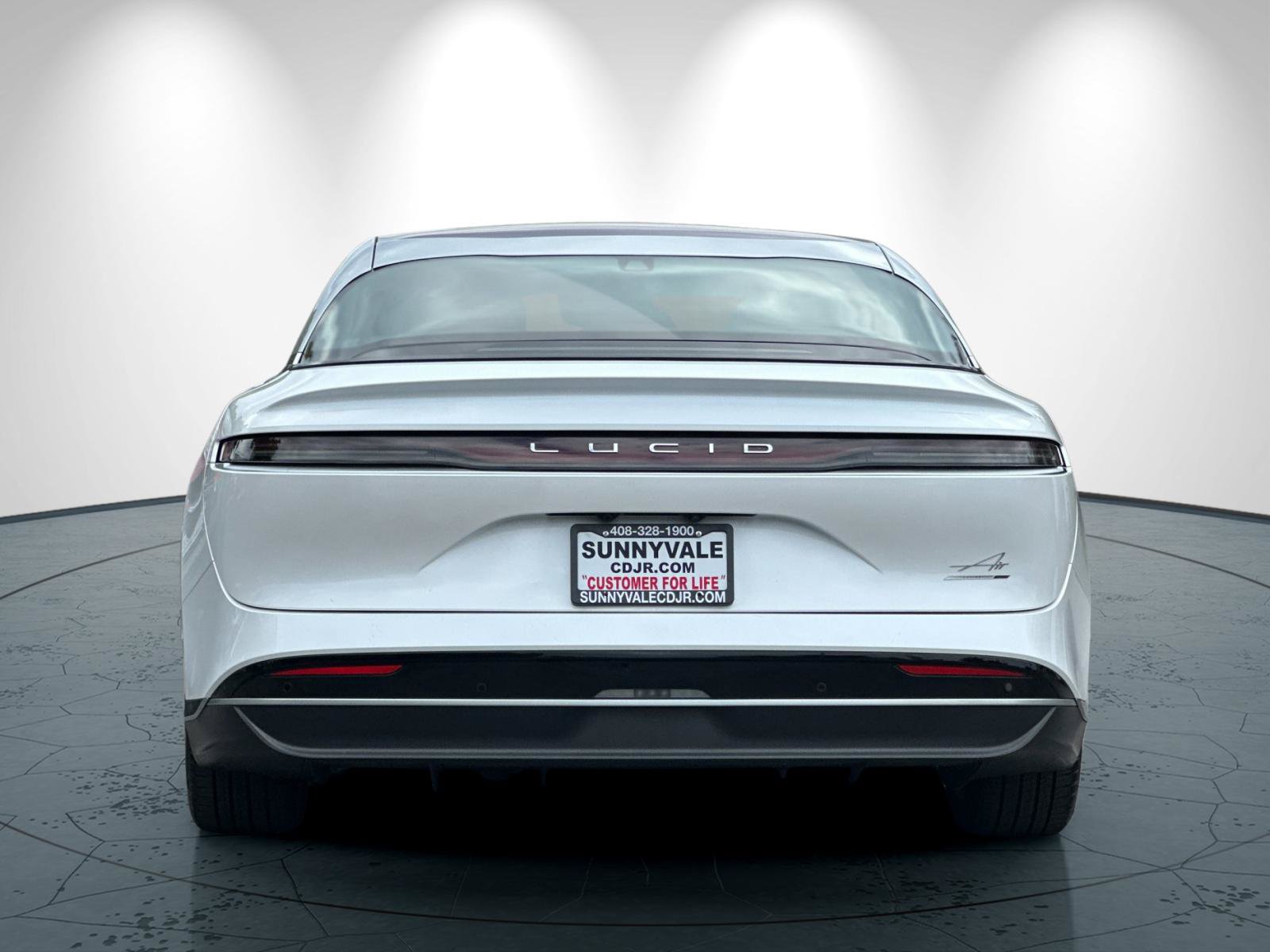 Used 2023 Lucid Air Touring AWD/4WD image 5