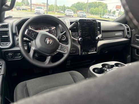 Used 2026 RAM 2500 Big Horn AWD/4WD image 4