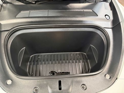 Used 2021 Tesla Model Y Long Range AWD/4WD image 85