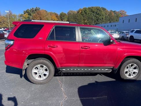 Used 2021 Toyota 4Runner SR5 image 6