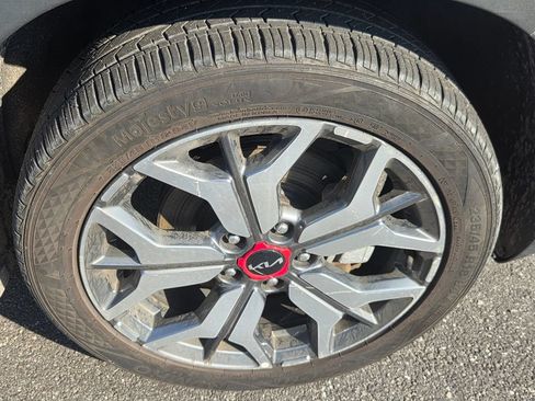 Used 2023 Kia Seltos SX w/ SX Sunroof Package AWD/4WD image 8