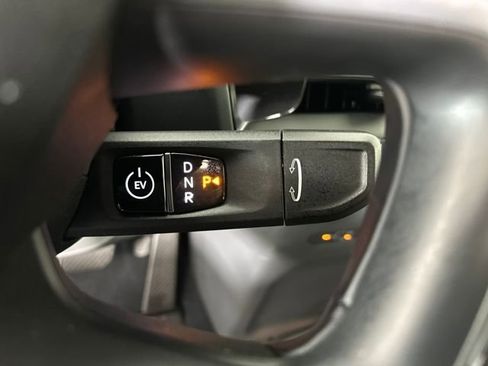 Used 2024 Kia EV9 Land image 21