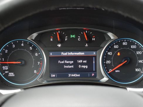 Used 2023 Chevrolet Traverse LT FWD image 15