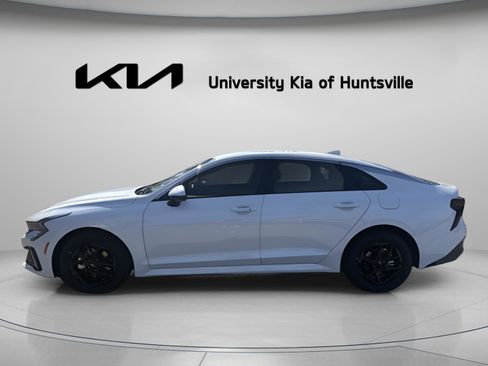 New 2026 Kia K5 LXS FWD image 4