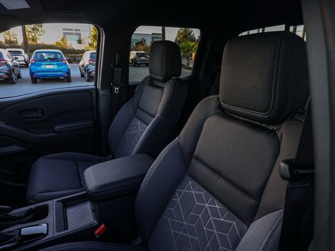 New 2026 Nissan Frontier SV image 15