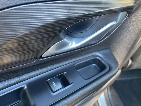 Used 2024 GMC Terrain SLE w/ Elevation Edition image 44