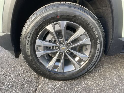 New 2026 Chevrolet Equinox LT w/ Convenience Package II image 31