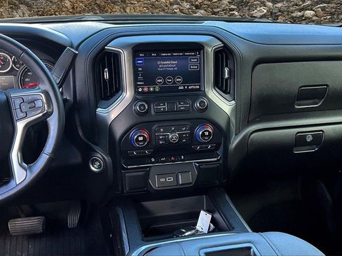 Used 2021 Chevrolet Silverado 1500 LT Trail Boss w/ Bed Protection Package image 4