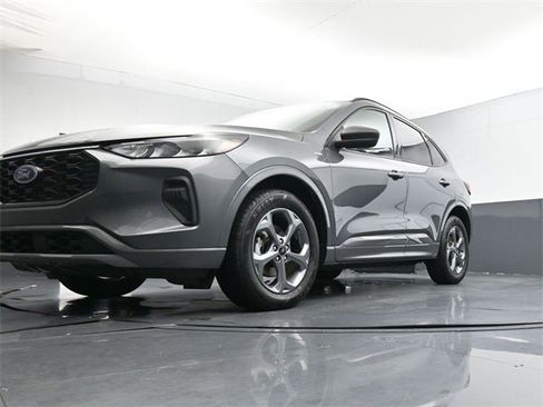 Used 2023 Ford Escape ST-Line w/ Tech Pack #1 image 26