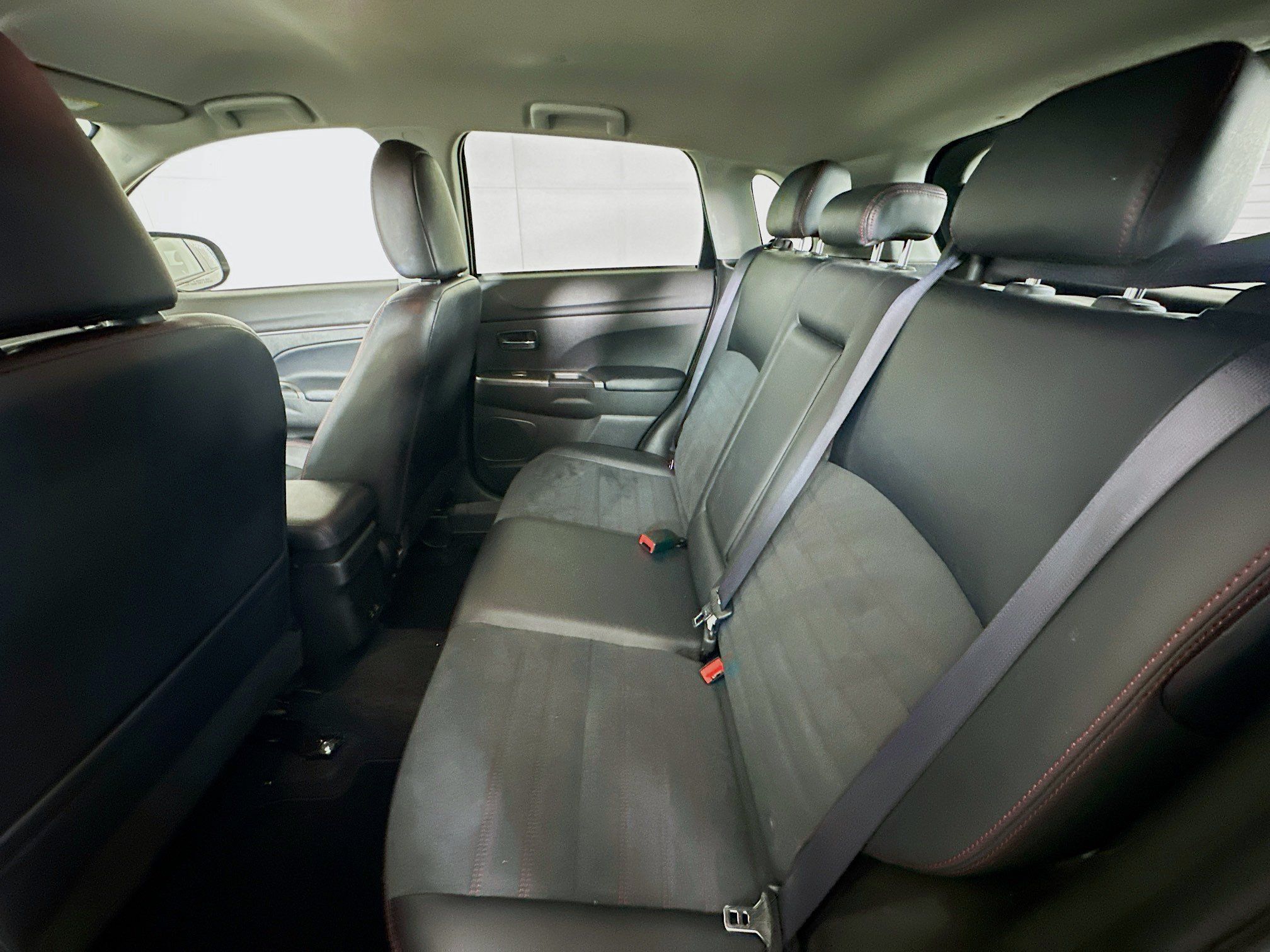 Used 2024 Mitsubishi Outlander Sport AWD image 27