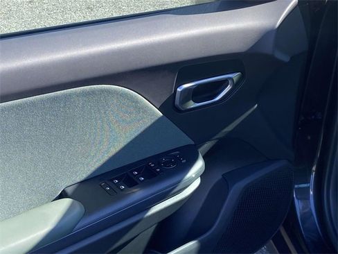 New 2025 Kia K4 EX image 14