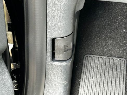 New 2026 Ford F250 Lariat w/ Black Appearance Package image 64