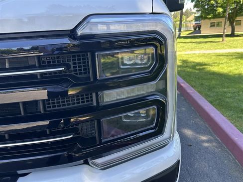 Used 2026 Ford F350 Platinum w/ Tremor Off-Road Package AWD/4WD image 48