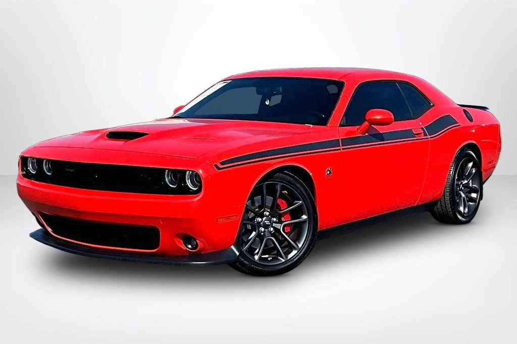 Used 2021 Dodge Challenger R/T Scat Pack RWD image 3