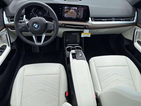 New 2026 BMW X1 xDrive28i w/ Technology Package AWD/4WD image 17