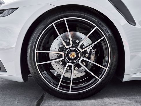 Used 2025 Porsche 911 Turbo S image 22