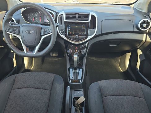 Used 2019 Chevrolet Sonic LT w/ Convenience Package FWD image 9