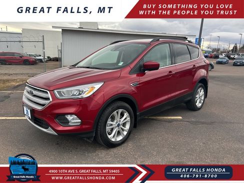 Used 2019 Ford Escape SEL image 3