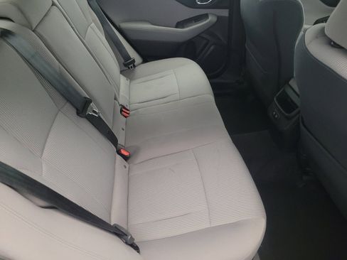 Used 2021 Subaru Legacy Premium image 19