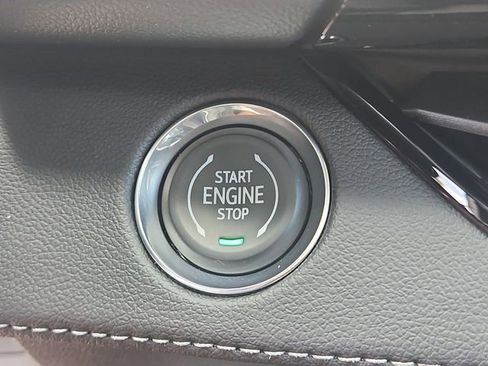 New 2026 Buick Enclave Preferred w/ Power Package AWD/4WD image 32