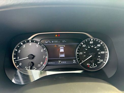 Used 2023 Nissan Frontier SV w/ Midnight Edition Package AWD/4WD image 19
