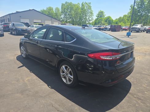 Used 2018 Ford Fusion S FWD image 7