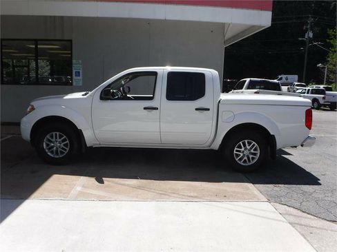 Used 2019 Nissan Frontier SV image 12