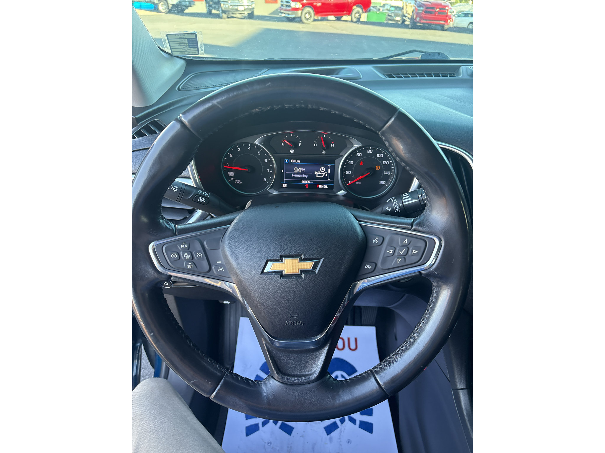 Used 2019 Chevrolet Equinox LT FWD image 12