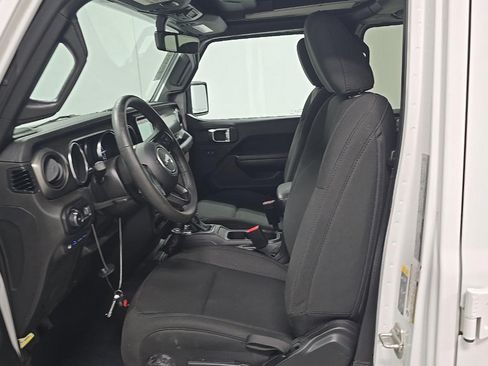 Used 2023 Jeep Wrangler Unlimited w/ Sun & Screen Package AWD/4WD image 8