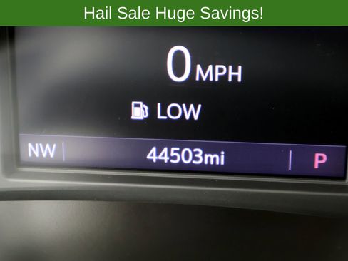 Used 2023 Buick Enclave Essence w/ Sport Touring Edition FWD image 29